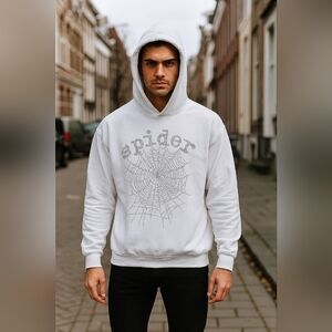 White Spider Graphic Hoodie Sizs L